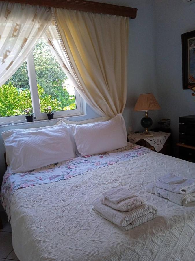 Affittacamere Rosemary House Sarandë Esterno foto