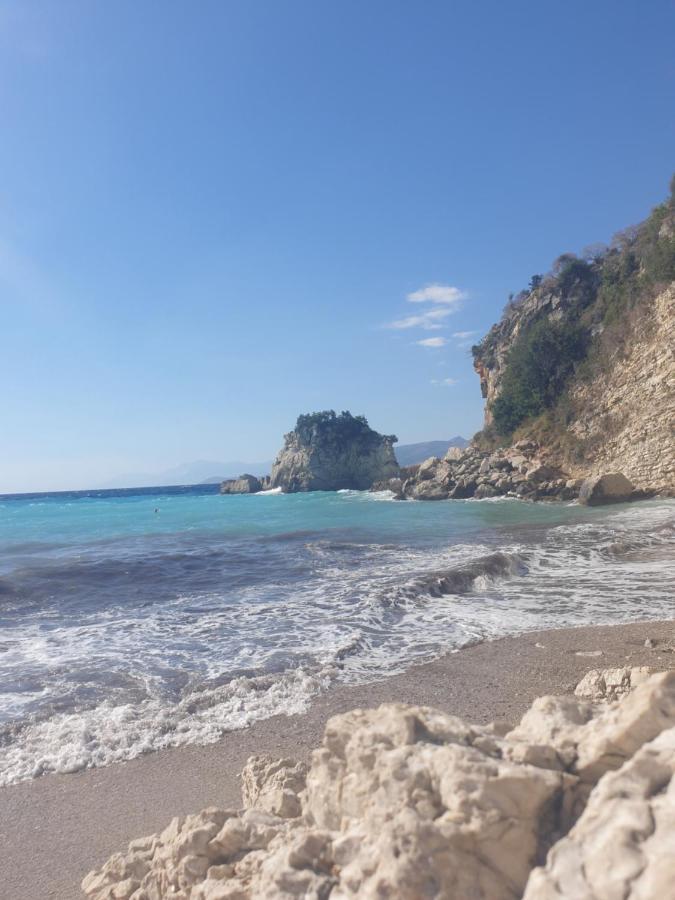 Affittacamere Rosemary House Sarandë Esterno foto
